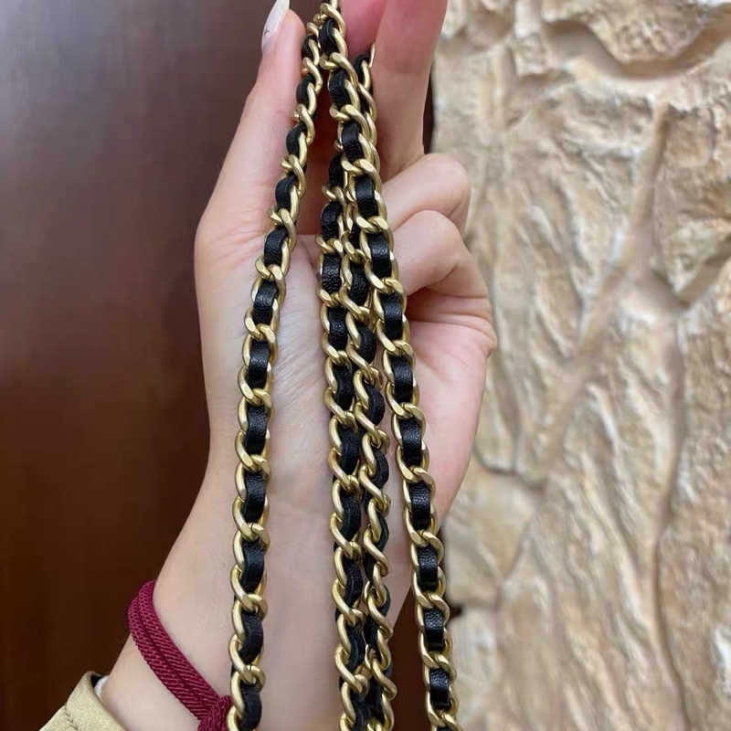 【97新 ✨ 全網最低價】 香奈兒Chanel 黑金 羊皮 mini 手柄 小小廢包  王心凌同款（下單前先詢問庫存❗️）-8