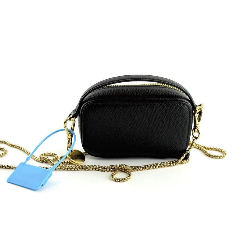 大全配🈶台灣購證 #全新閒置 #櫃上在售7️⃣萬 Prada Saffiano黑金鏈條斜挎包 #防刮牛皮-9