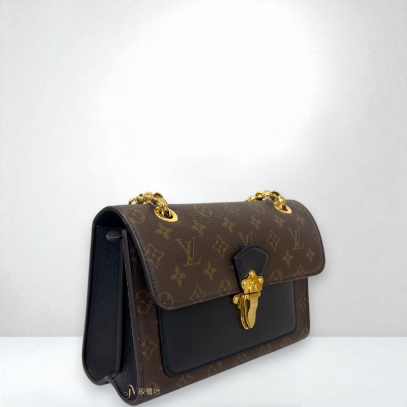 JS1301-LV VICTOIRE 原花拼接黑牛皮肩背包M41730-2