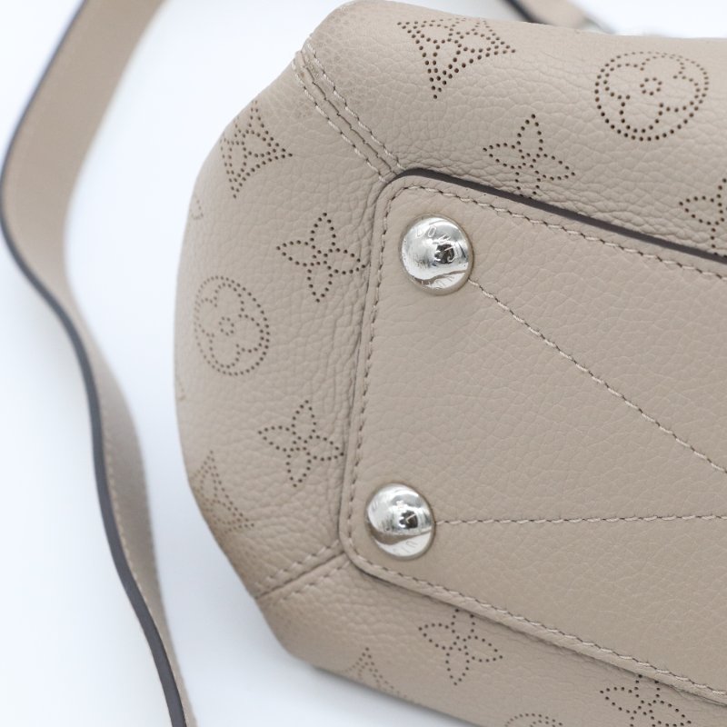 Louis Vuitton 路易威登 BABYLONE CHAIN BB MAHINA CALF SKIN  月亮女神 米灰色 牛皮 水桶包 手提包斜挎包-8