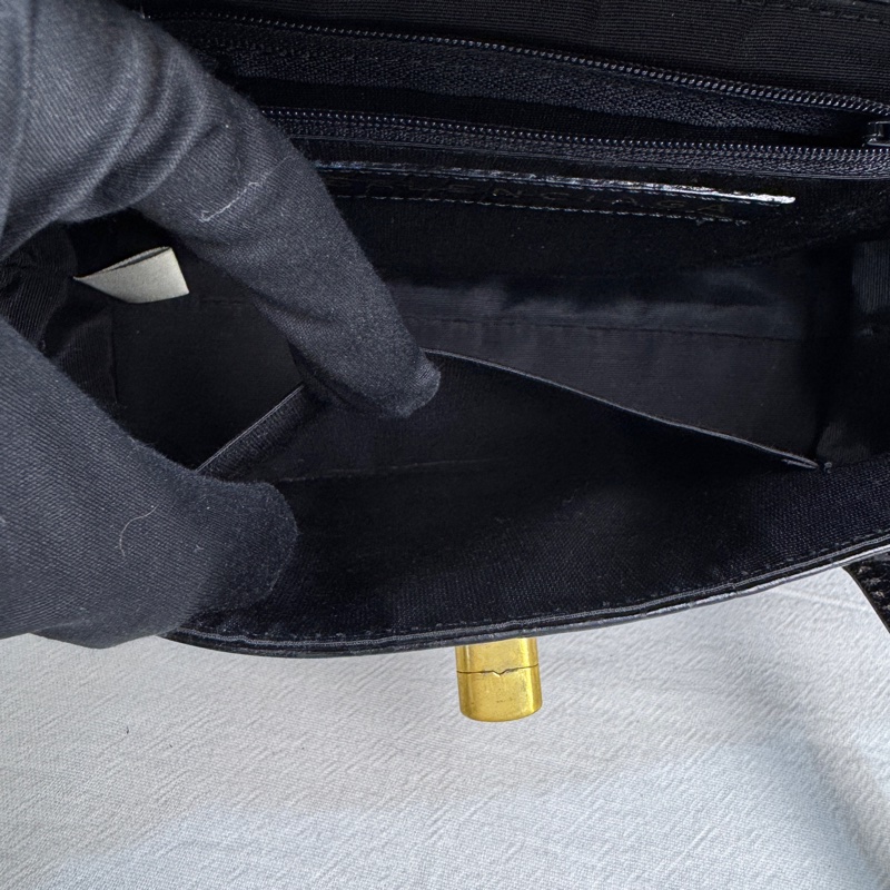 Balenciaga 經典鱷魚紋系列手提包-11