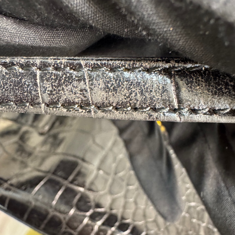 Balenciaga 經典鱷魚紋系列手提包-18