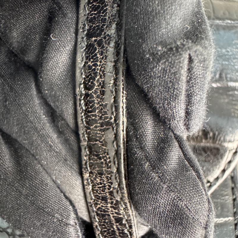 Balenciaga 經典鱷魚紋系列手提包-22