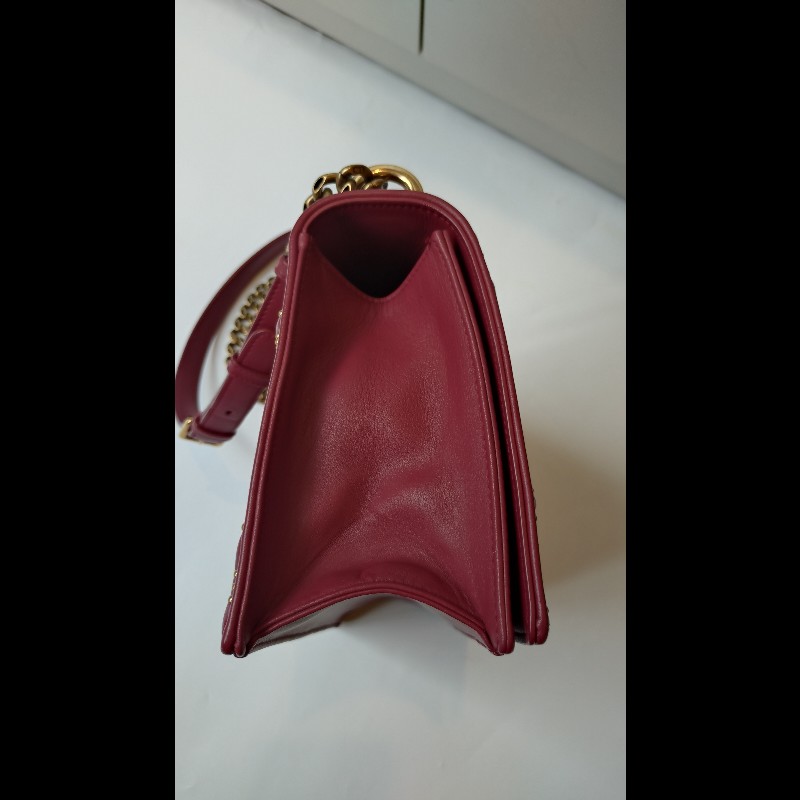 Dior 古銅金鍊酒紅皮鉚釘格紋盾牌口蓋包-11