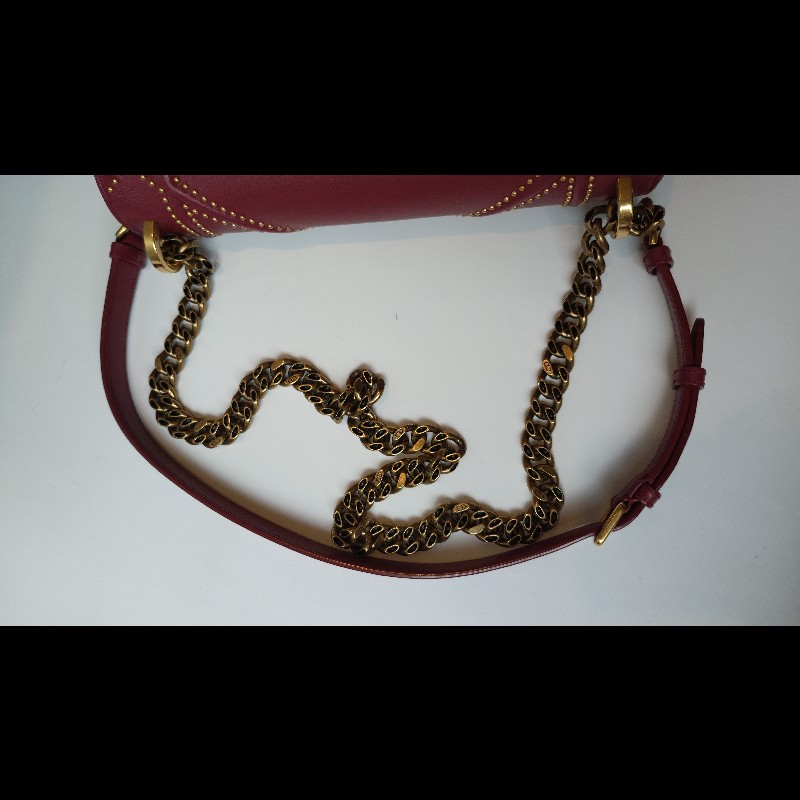 Dior 古銅金鍊酒紅皮鉚釘格紋盾牌口蓋包-21