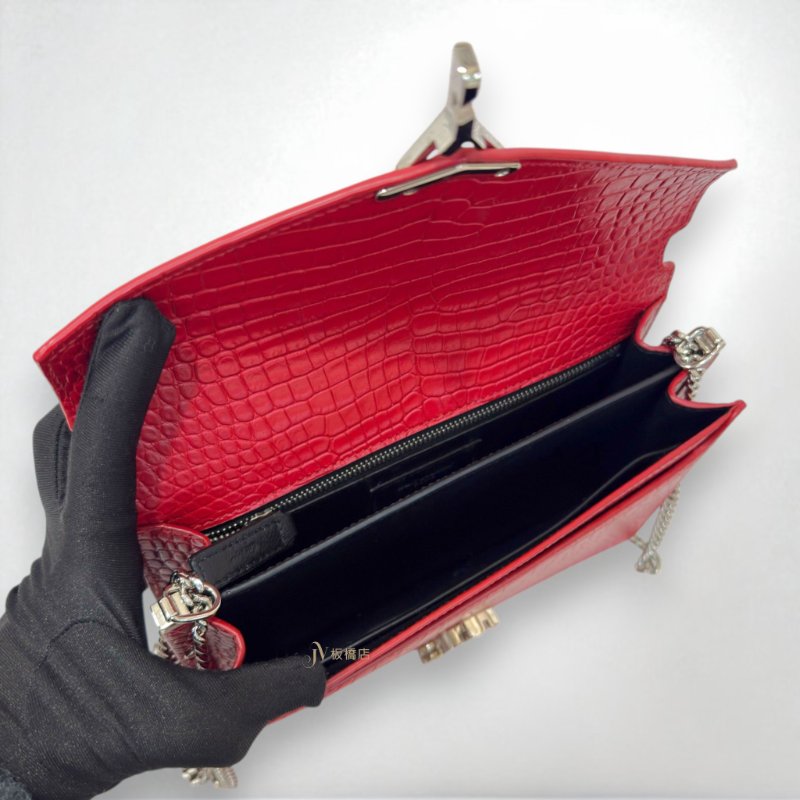 JS1315-YSL Cassandra 紅鱷魚壓紋信封鍊條包-5