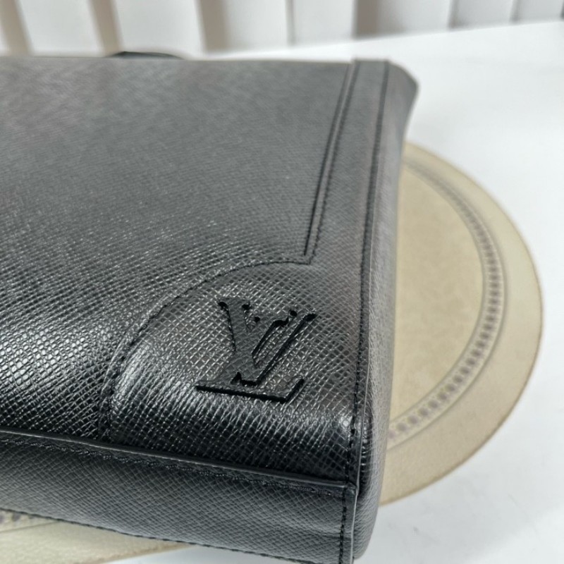 cq zyy LV路易威登 芯片款 黑色全皮公文包 荔枝紋搭配銀色五金配件 可以放電腦 有肩帶可調節-11