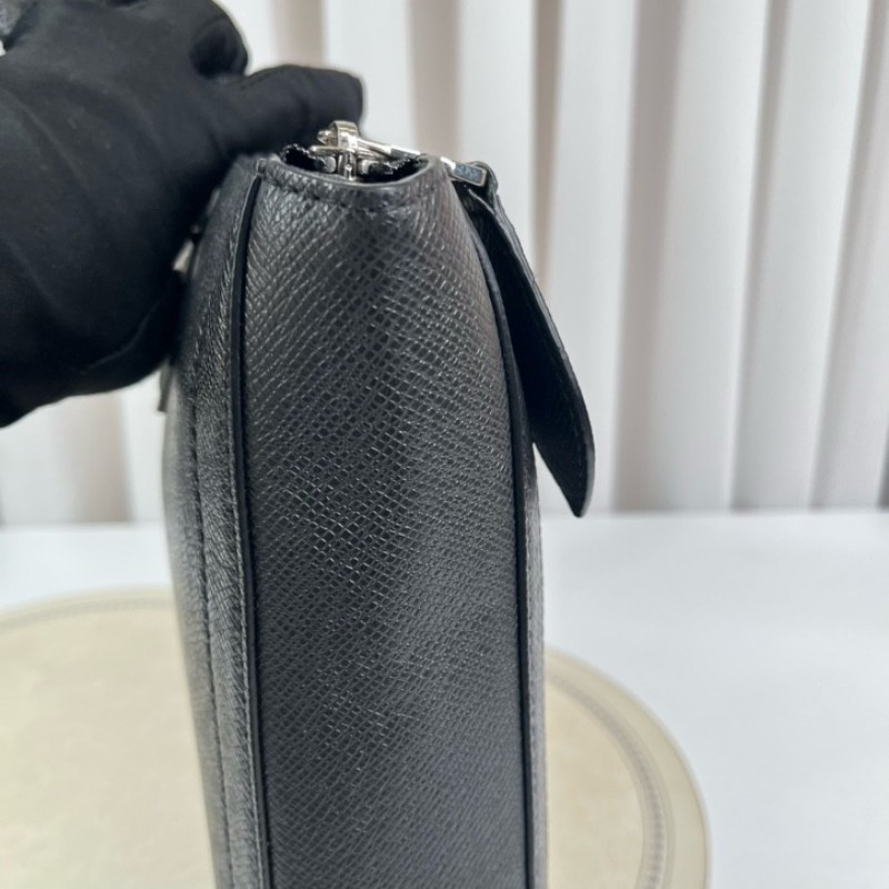 cq zyy LV路易威登 芯片款 黑色全皮公文包 荔枝紋搭配銀色五金配件 可以放電腦 有肩帶可調節-13