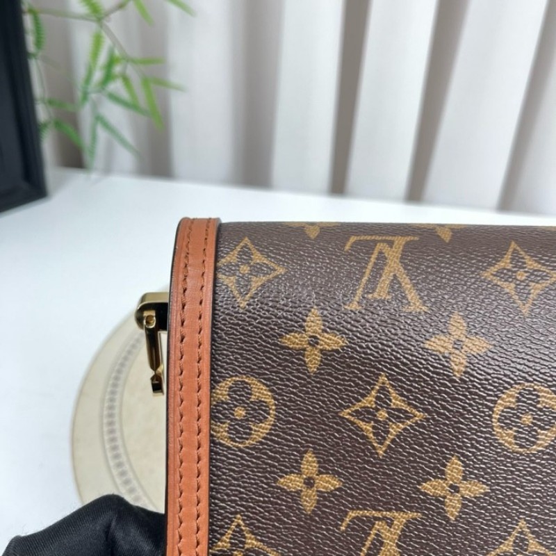 cq zyy LV路易威登 22年票 芯片款 Dauphine 達芙妮系列 小號 單肩斜挎包 焦糖老花拼色-12