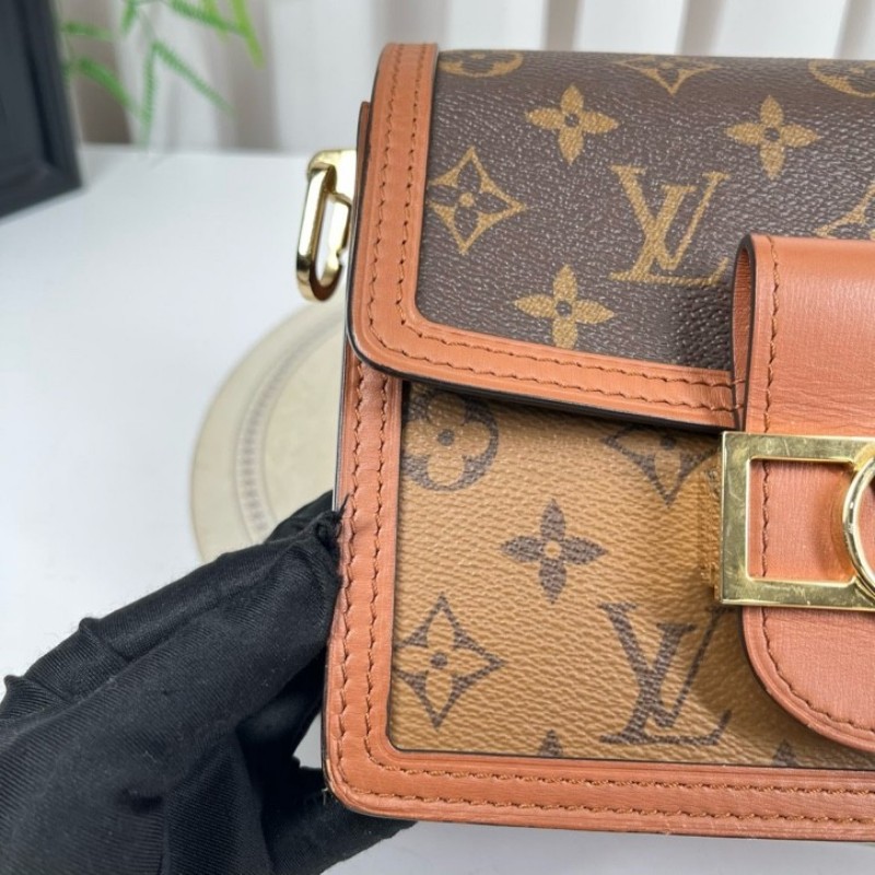 cq zyy LV路易威登 22年票 芯片款 Dauphine 達芙妮系列 小號 單肩斜挎包 焦糖老花拼色-17