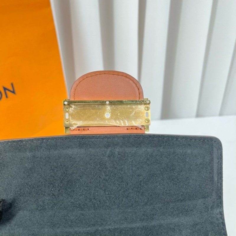 cq zyy LV路易威登 22年票 芯片款 Dauphine 達芙妮系列 小號 單肩斜挎包 焦糖老花拼色-20