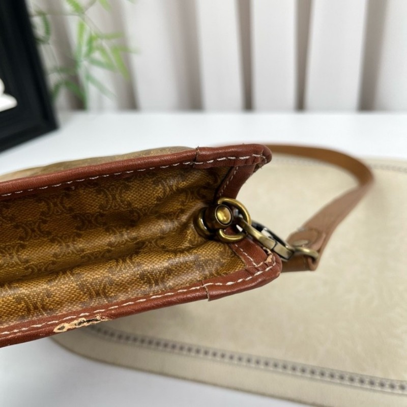 Celine賽琳 中古洗漱包手拿包 容量適合日常使用-8