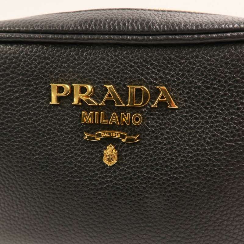 PRADA 牛皮皮革Camera Bag金扣肩背袋-13