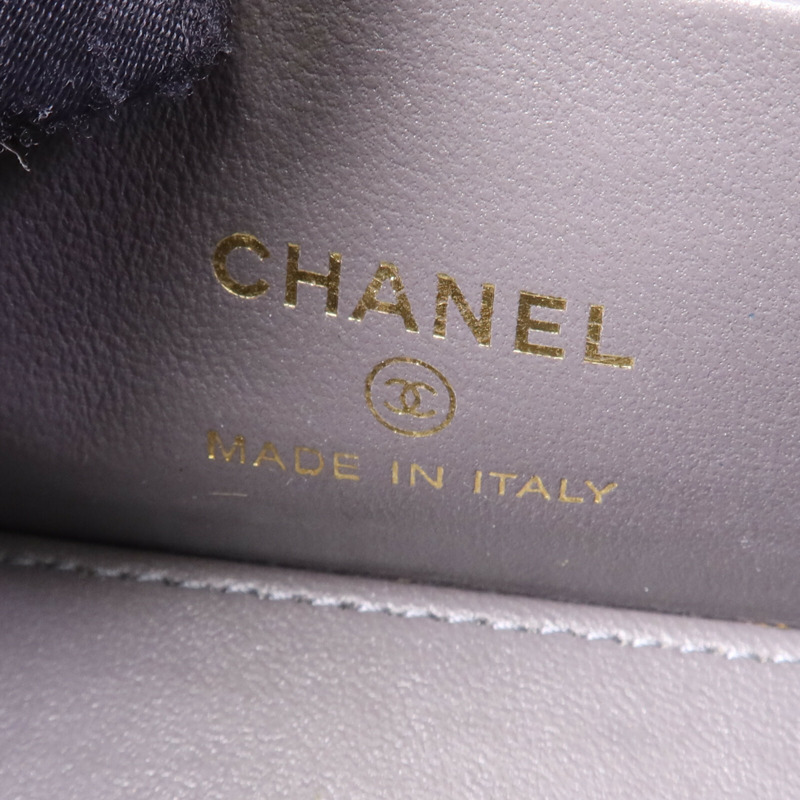 CHANEL 羊皮皮革Vanity Case金扣鏈帶肩背袋-5