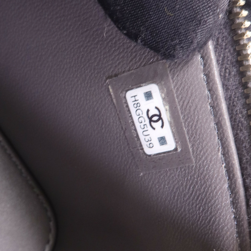 CHANEL 羊皮皮革Vanity Case金扣鏈帶肩背袋-7