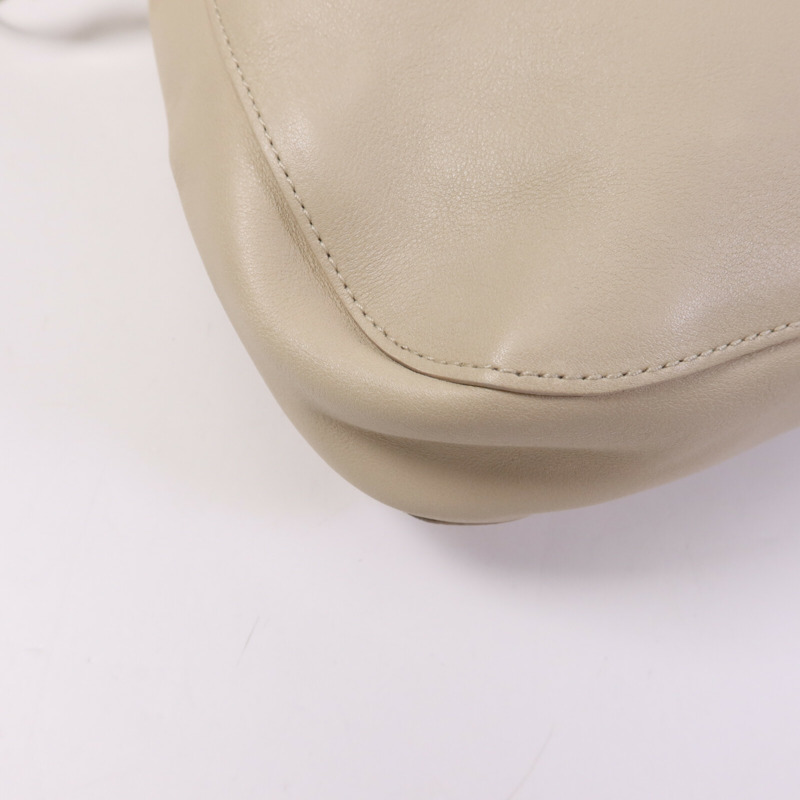 GUCCI 牛皮皮革Shoulder Bag金扣肩背袋-10