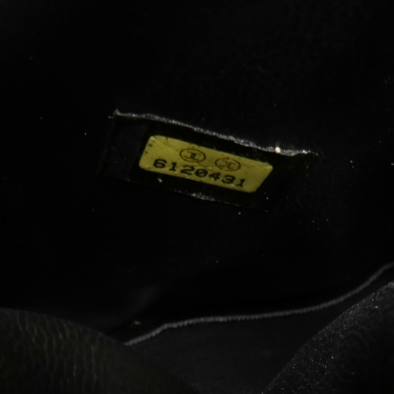 CHANEL 牛皮皮革Vintage Vanity Case金扣手挽袋-7