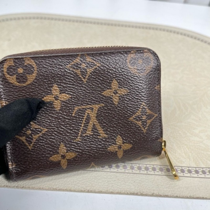 LV路易威登 經典老花短款拉鍊錢包卡包 內裡卡位多 卡位清晰 小巧精緻便攜-7