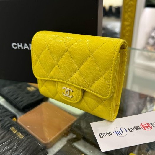 東區正精品㊣CHANEL 香奈兒黃色荔皮牛皮金釦三折短夾 RZ6290-11