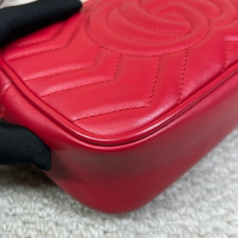 古馳Gucci馬蒙Marmont相機包 紅色復古金屬 適合日常出街的單品 自重輕且容量足 可單肩可斜挎-11