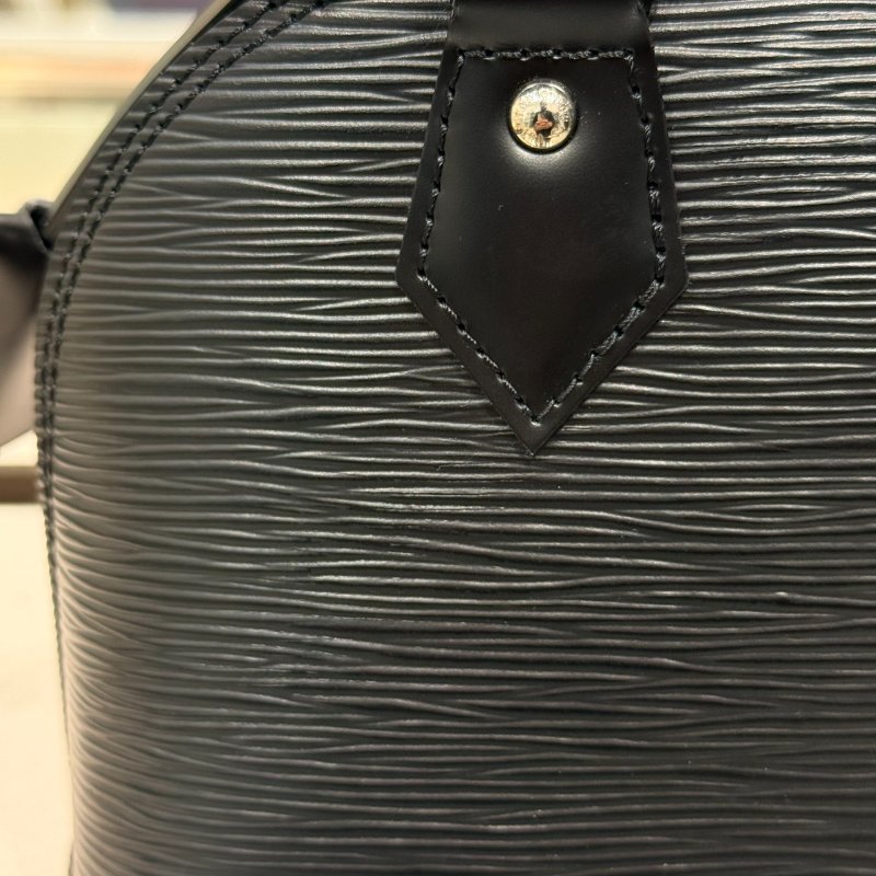Louis Vuitton 路易威登 Alma BB 肩背包 Epi紋理牛皮 黑色 銀扣-14