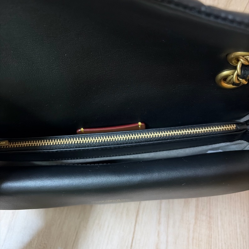 COACH TABBY 26 絎縫單肩手袋 單肩包 肩背包-8