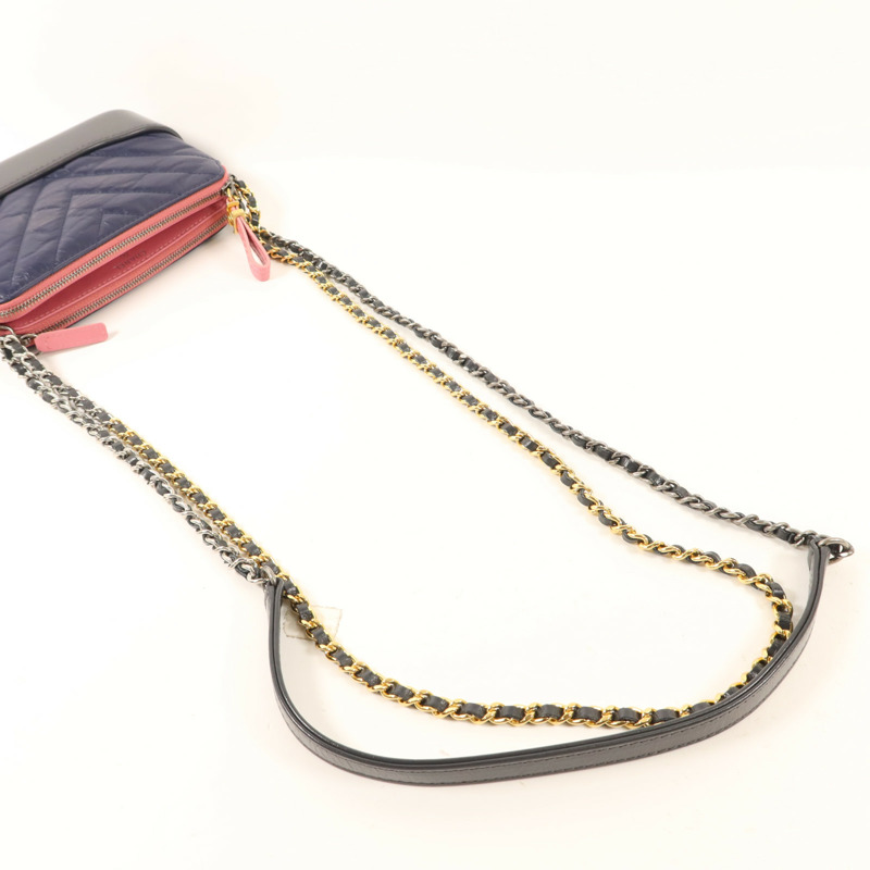 CHANEL 牛皮皮革Gabrielle Wallet On Chain鏈帶肩背袋-9