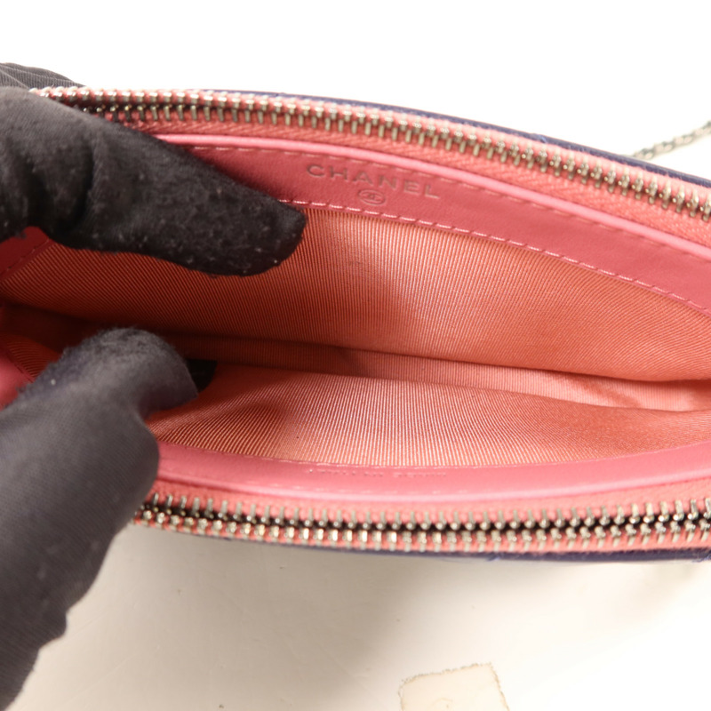 CHANEL 牛皮皮革Gabrielle Wallet On Chain鏈帶肩背袋-12