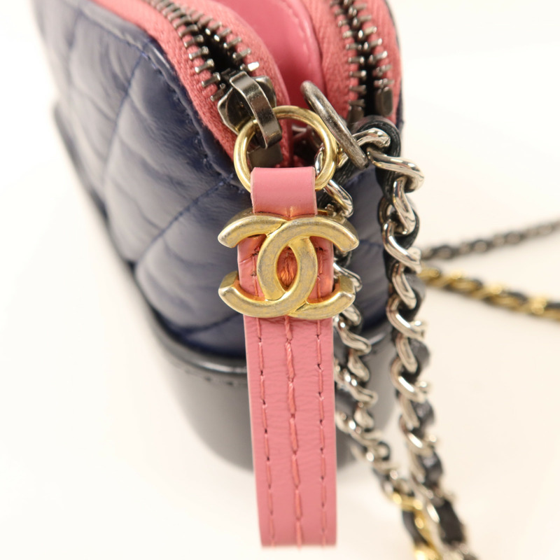 CHANEL 牛皮皮革Gabrielle Wallet On Chain鏈帶肩背袋-13