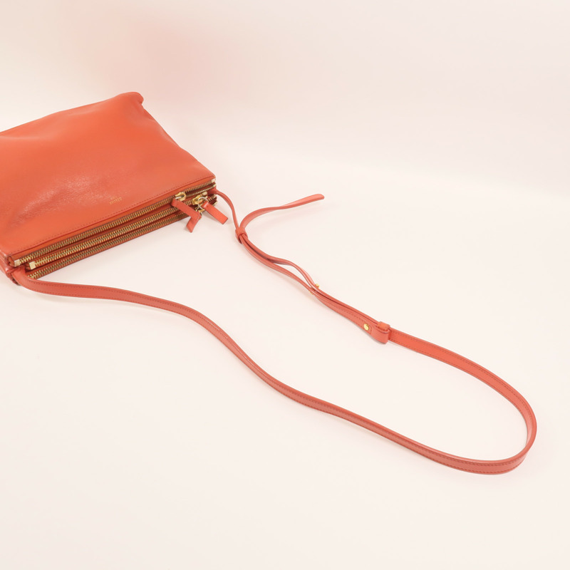 CELINE 羊皮皮革Trio Large金扣肩背袋-7