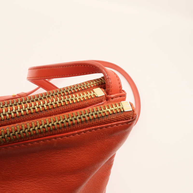 CELINE 羊皮皮革Trio Large金扣肩背袋-14