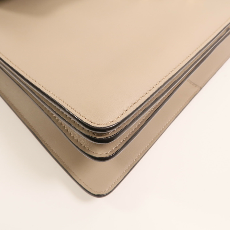 Chloe 牛皮皮革Faye Bag金扣肩背袋-9