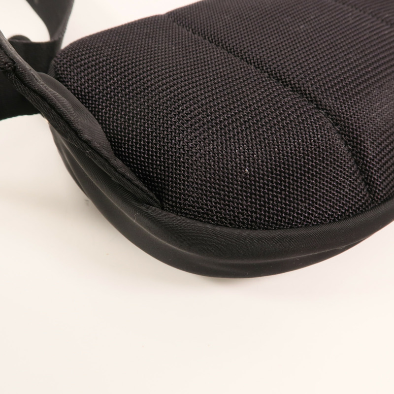 BURBERRY 尼龍Cannon Bag銀扣腰包-13