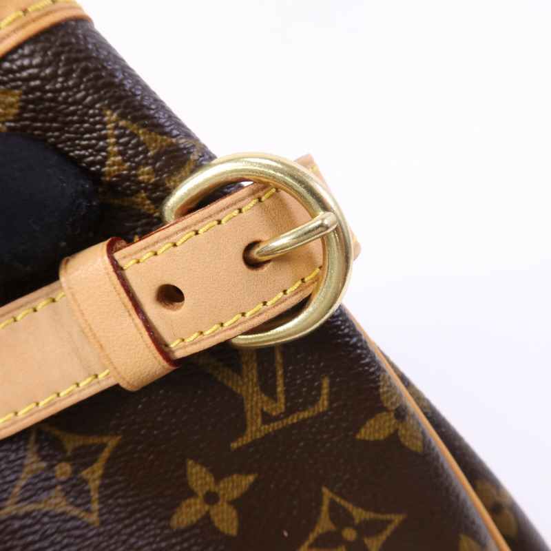 LOUIS VUITTON Monogram Batignolles Horizontal金扣肩背袋-16