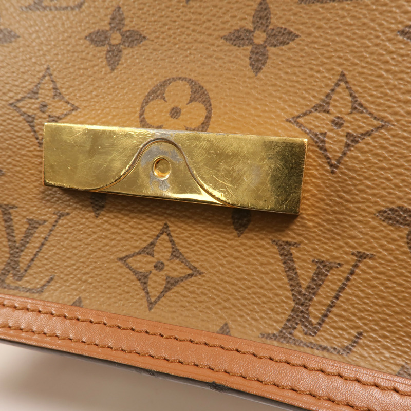LOUIS VUITTON Monogram Reverse Mini Dauphine金扣肩背袋-15