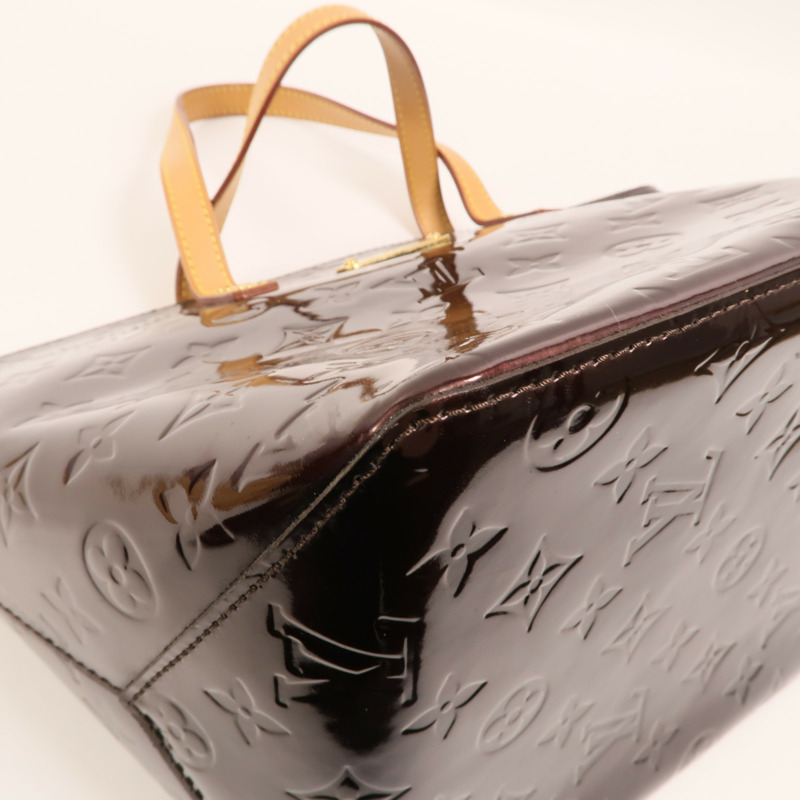 LOUIS VUITTON Mono-Vernis Bellevue PM金扣手挽袋-11