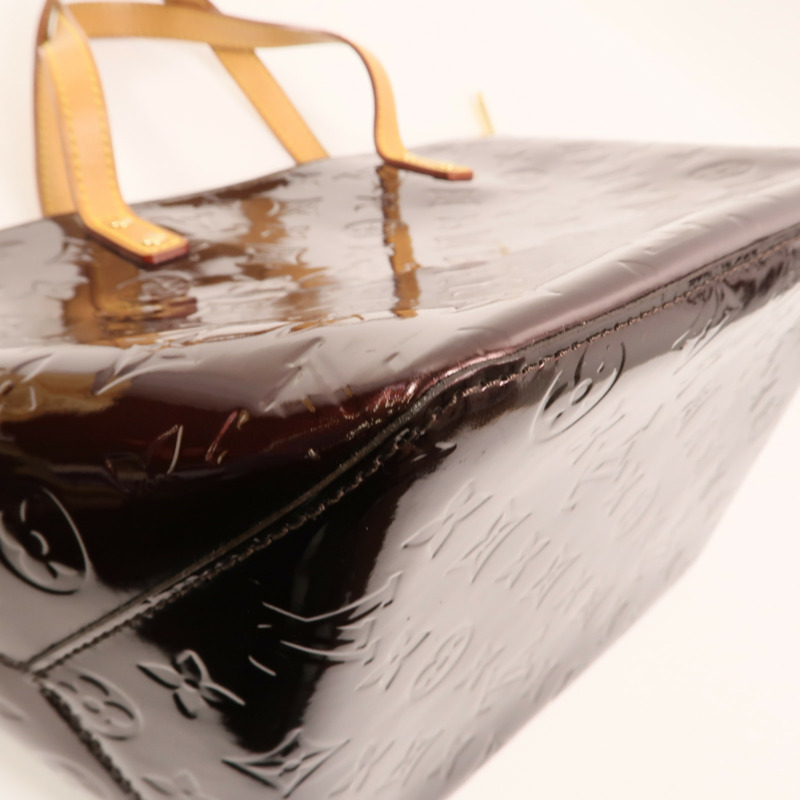 LOUIS VUITTON Mono-Vernis Bellevue PM金扣手挽袋-13