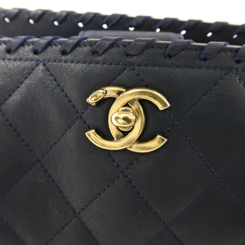 CHANEL 牛皮皮革Tote Bag金扣手挽袋-9