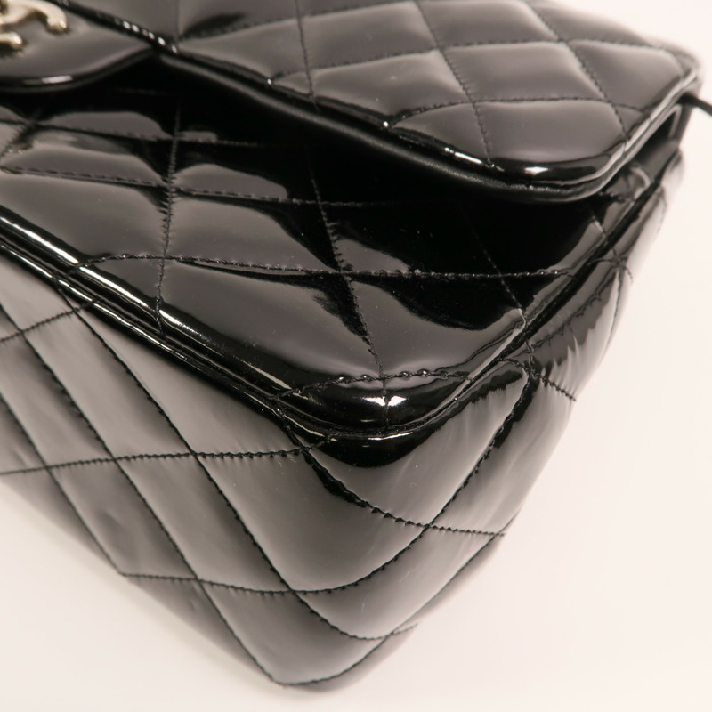 CHANEL 漆皮皮革Large Classic銀扣鏈帶肩背袋-11