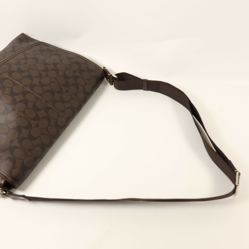 COACH 塗層帆布Shoulder Bag銀扣肩背袋-8