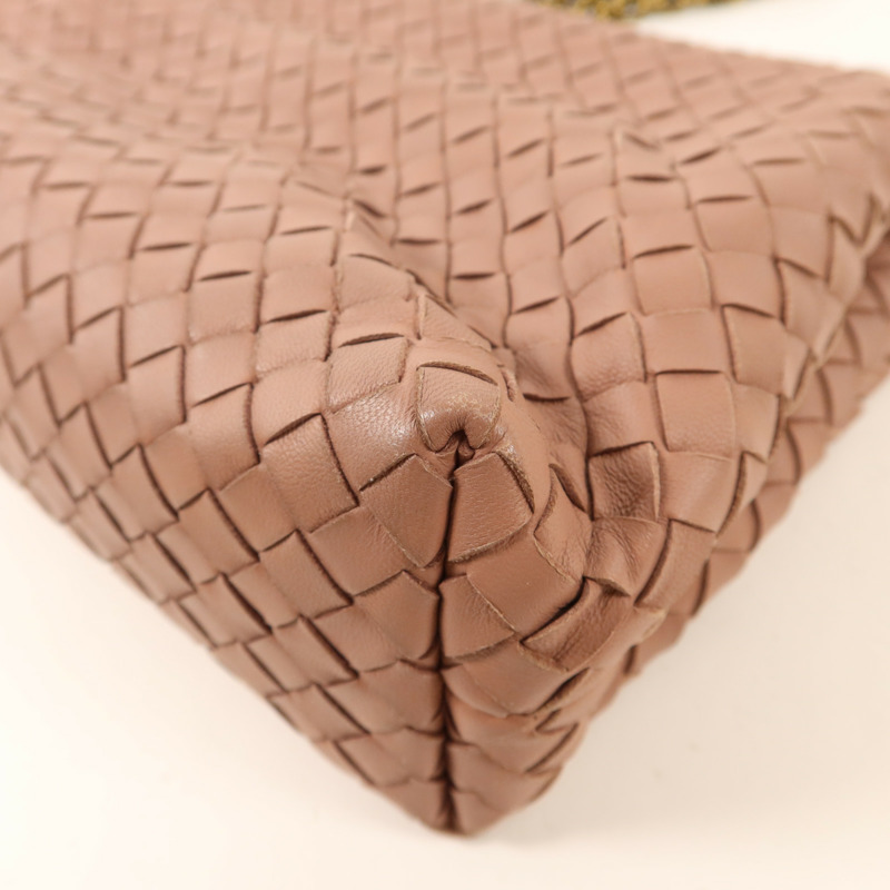 BOTTEGA VENETA 羊皮皮革Olimpia Intrecciato鏈帶肩背袋-15