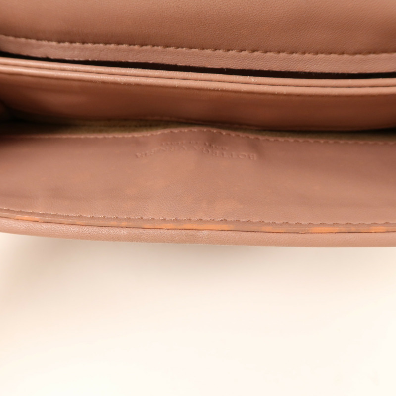 BOTTEGA VENETA 羊皮皮革Olimpia Intrecciato鏈帶肩背袋-19