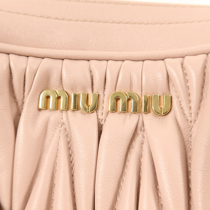 Miu Miu 羊皮皮革Shoulder Bag金扣鏈帶肩背袋-9