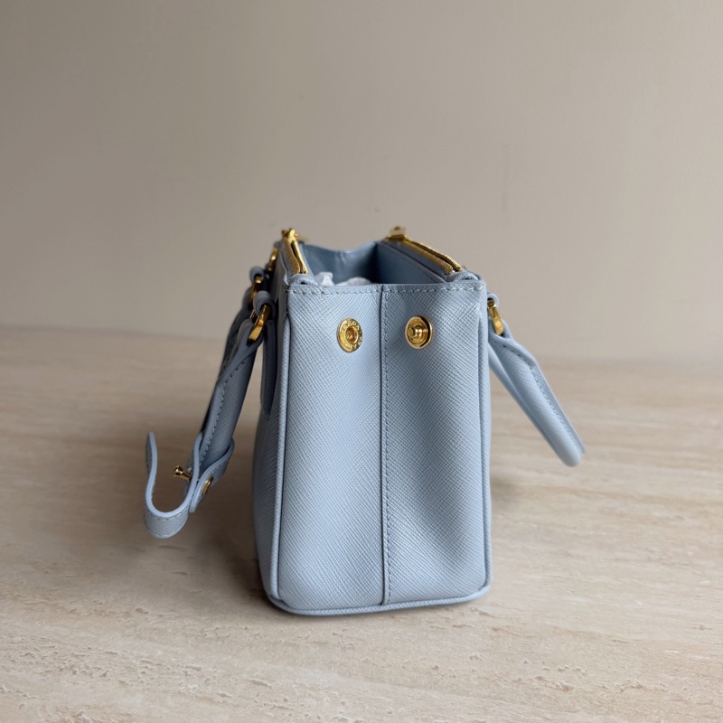 Prada普拉達藍色mini新款殺手包  底長20附件：塵袋-3