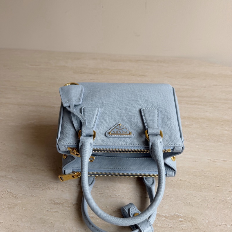 Prada普拉達藍色mini新款殺手包  底長20附件：塵袋-4