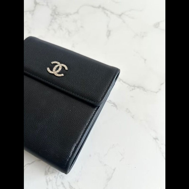【LA LUNE】中古包 Chanel黑色雕刻銀扣魚子醬短夾 皮夾 錢包 二手包 古董包-1
