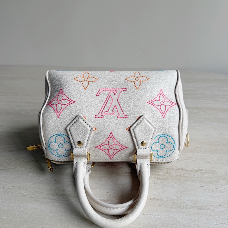 LV路易威登Speedy20奶白彩色刺繡枕頭包 底長20-4