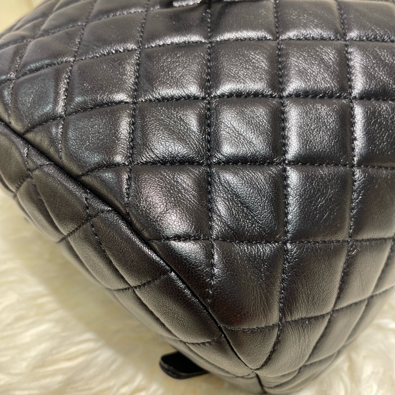 Chanel 黑色羊皮背包-3