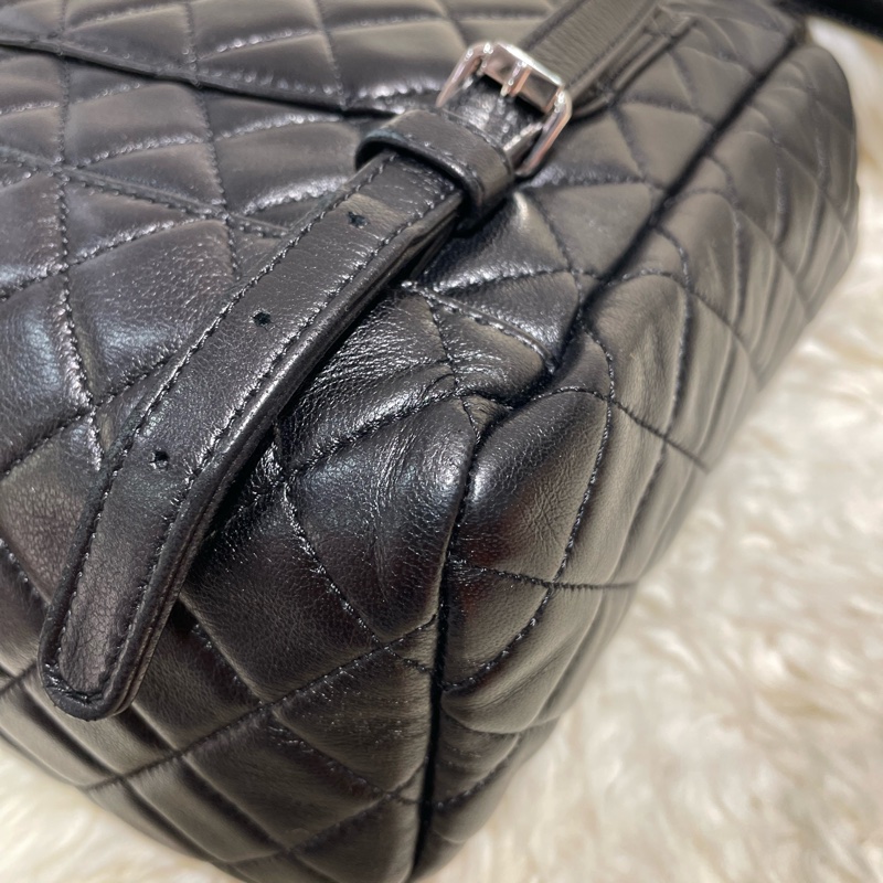 Chanel 黑色羊皮背包-5