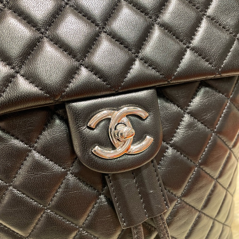 Chanel 黑色羊皮背包-6